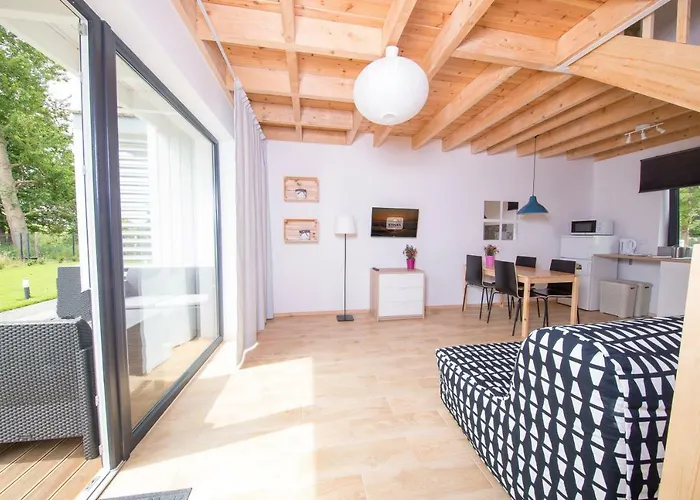 Strefa Apartamentowe * ミエルノ