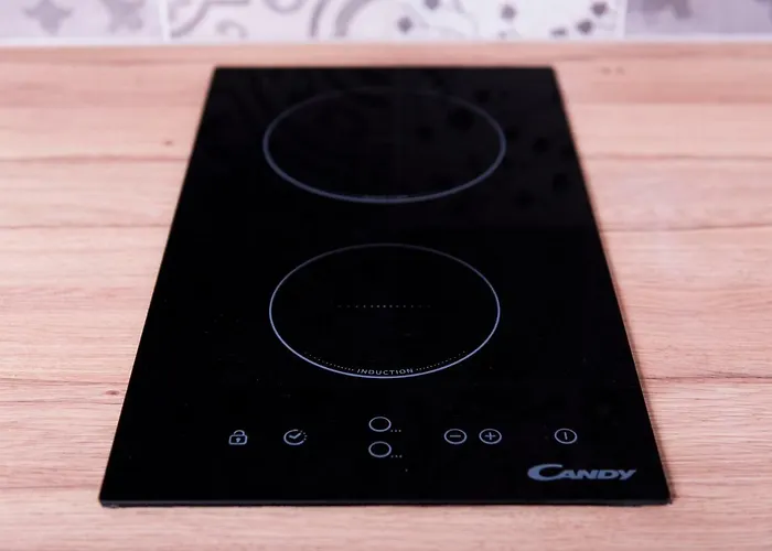 Strefa Apartamentowe アパート ミエルノ